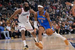 比肩MVP榜前二！本赛季仅3人至少砍下55分：约基奇、SGA、哈登