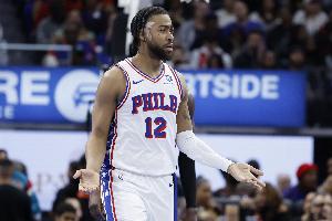 尽力了！沃特福德替补12中7拿到19分9板7助1断1帽