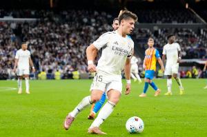 记者：皇马内部认为居莱尔还没有准备好踢关键比赛