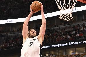 下半场0出手！科内特出战28分钟 3中3拿到8分6板3助2帽