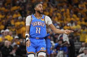 以赛亚·乔：没去想开拓者是唯一击败我们的球队 就是专注比赛