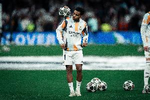 罗德里戈连续29场正式比赛未进球，皇马队史前锋球员第三人