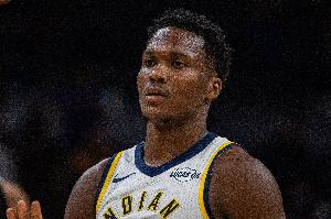 投射失准但冲击力十足！马瑟林半场7中1&8罚7中 得9分2篮板