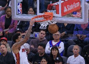 阿德巴约：我一直鼓励韦尔 你能真切感受到他在场上的作用