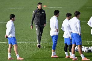 世界报：皇马向更衣室球员发出警告，必须改变态度以平息内外不满