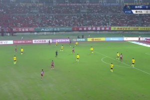 徐州队率先进球！1-0领先泰州队