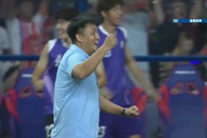 😱苏超南通球员这倒钩太帅了！那一刻，全世界都知道他要干什么