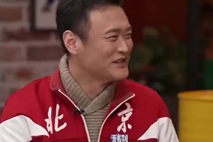 亨利：伊布你选穆帅还是瓜瓜🤣伊布：等一下，为啥博格巴冒汗了