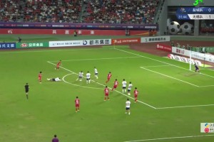 攻防激烈！苏超无锡球员舍身堵枪眼，盐城球员勺子吊射险破门🔥