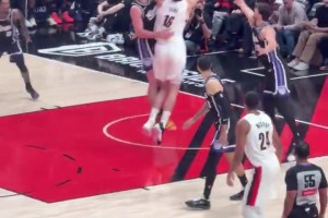 燃炸了💥杨瀚森丝滑背运+背转身单打上进！给尤班克斯上课！！