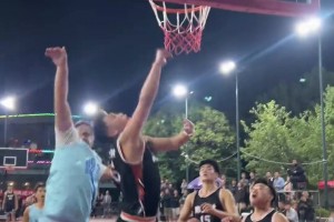 阿的江教学：全世界都怕美国男篮 因为你还没退防人家已经扣篮了