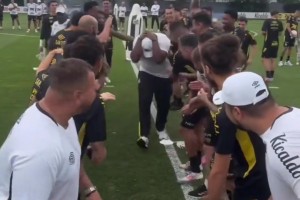 惊！内马尔带队群殴霸凌队内保安😂