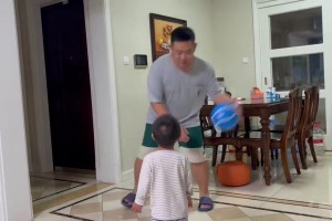 爸爸带娃：没有危险的时候爸爸就是最大的危险🤬