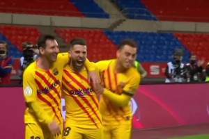 世界名画！米兰：这不经意的一刹那，是谁的整个青春？