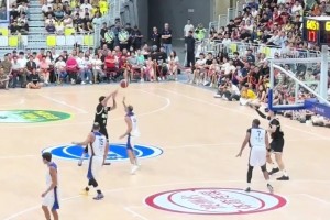 动作这么大？😲广东与西班牙某球队热身赛 周鹏挥肘为赵睿出头