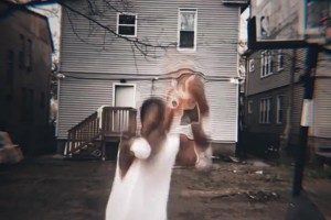 别管那打篮球的了，我发现了一个更具有天赋的天才摄影师