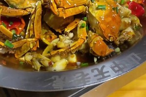 来南京吃蛙蛙煲！朱总真是食量惊人啊，一人能吃这么多🙊