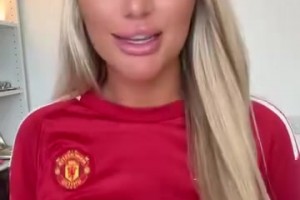 喜感！登贝莱水瓶当话筒发表获奖感言！