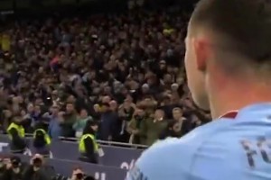 优雅的中场大师！来看看，健康的蒂亚戈在利物浦是怎样踢球的！