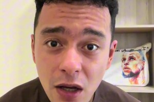 开启人生新的篇章 浓眉与克里斯蒂乘飞机前往费城...