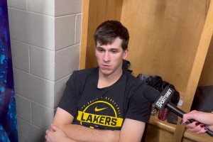 😂里夫斯：我说实话，雷霆今天把我们屎都打出来了！