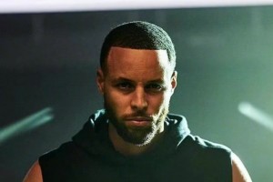 库里与安德玛分道扬镳！库里即将成为球鞋市场上的完全自由球员！