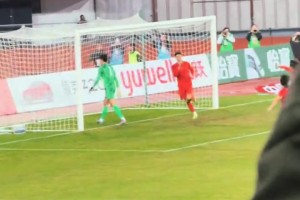 齐沃腼腆啊！重温2010国米夺得三冠王后的蓝黑众将有多快乐❤