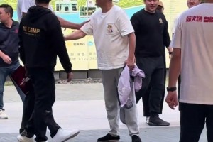 孔祥宇：啥玩意？达拉斯又抽中一个状元签？这种事也能背靠背的？