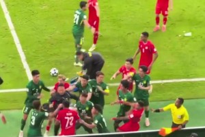 积怨已久😱！双方首番战北京国安和河内公安在工体也曾爆发冲突